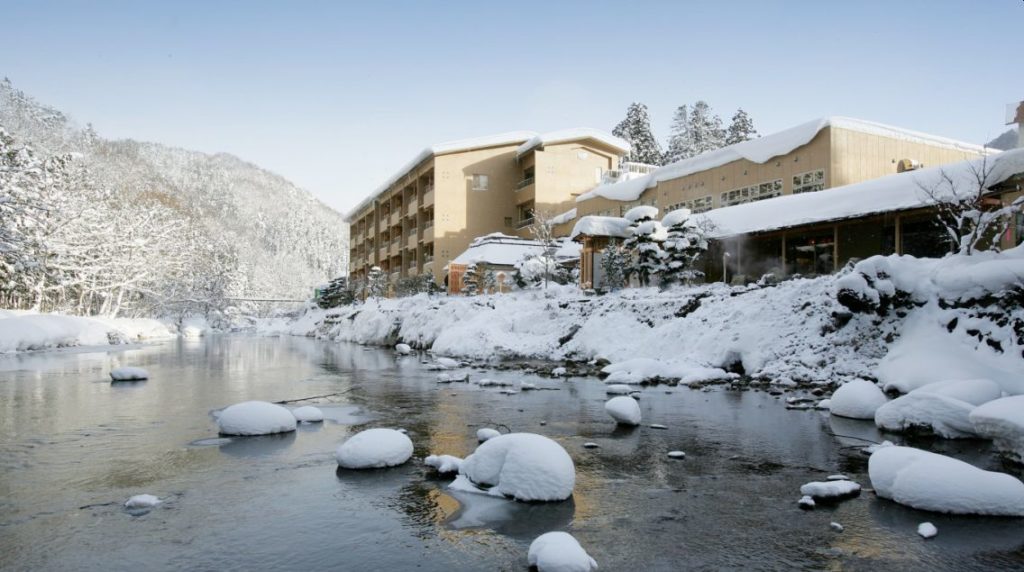 游泉志だて 外観