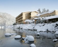 游泉志だて 外観