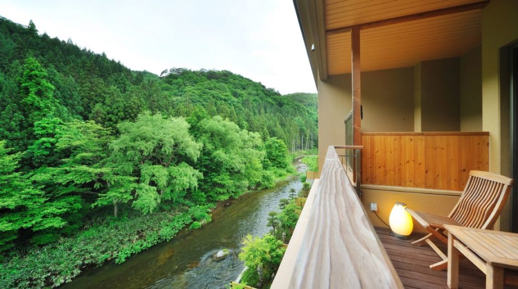 游泉志だて バルコニー