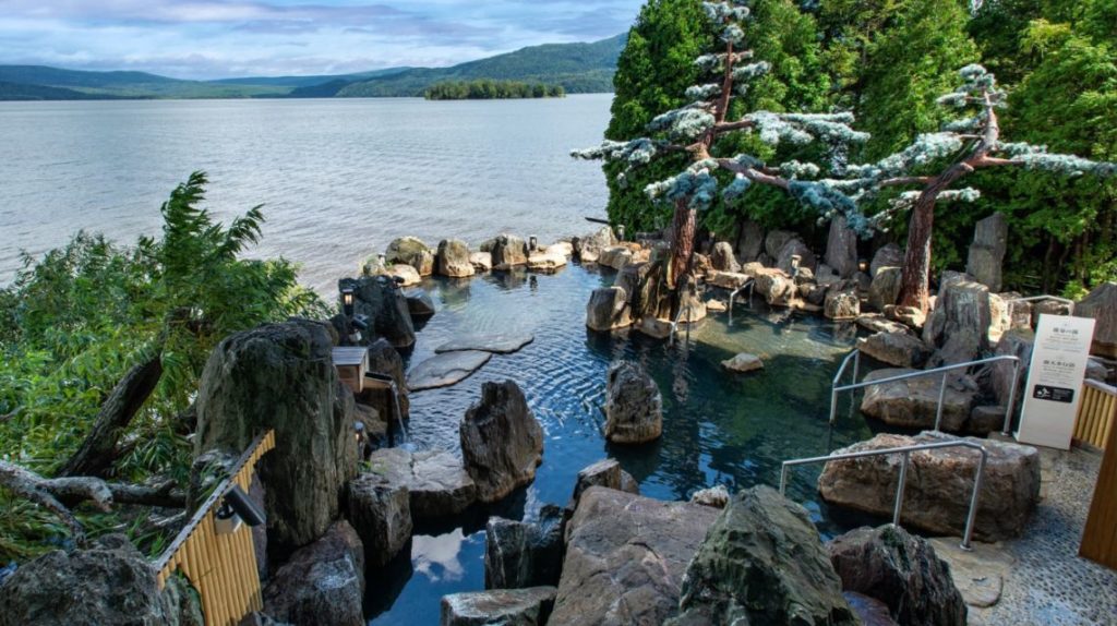 あかん遊久の里鶴雅　温泉