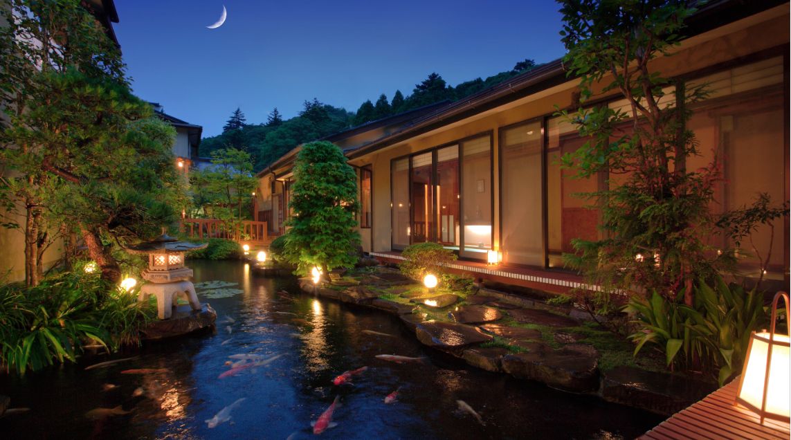 旬彩の宿　緑水亭　中庭