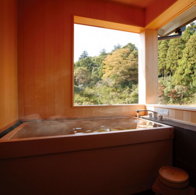 旬彩の宿　緑水亭　檜風呂