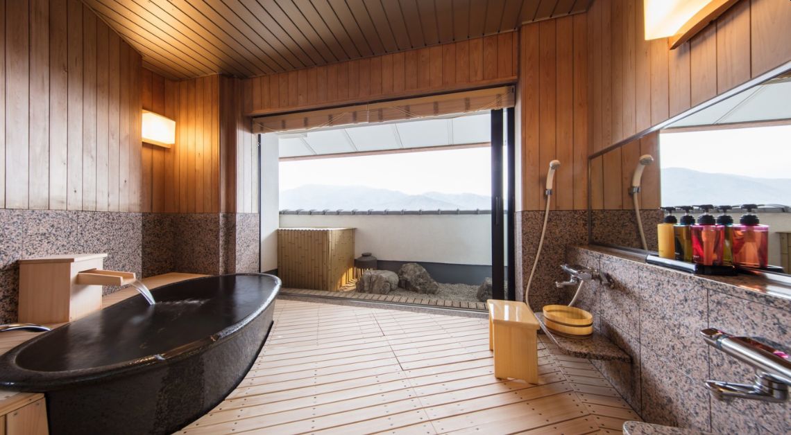 美ヶ原温泉　翔峰　客室温泉露天風呂