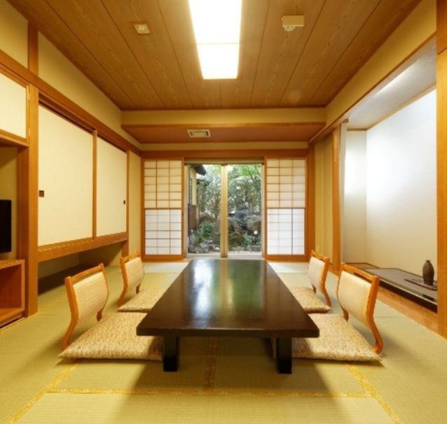 めんめん亭わたや　和室